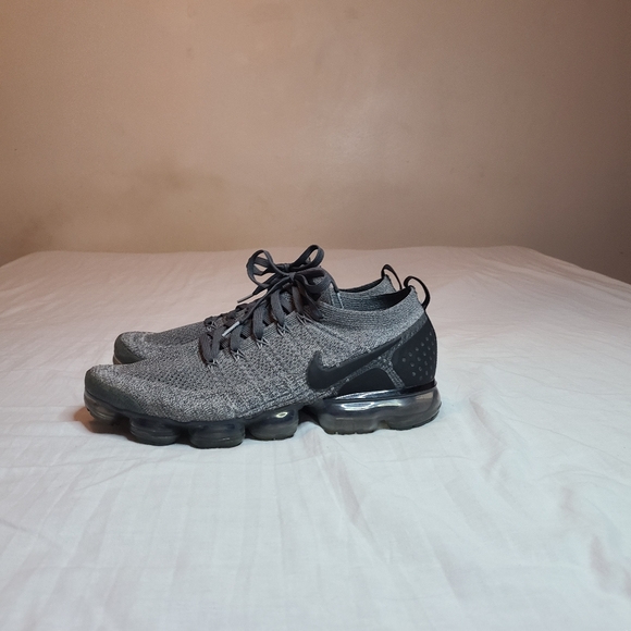 Nike Other - Nike Air Vapormax Flyknit 2